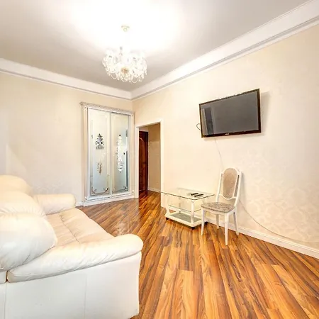 Apartments With 3 Rooms Near Palace Ukraine Киев Экстерьер фото